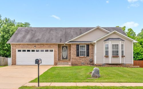 1556 Apache Way, Clarksville, TN, 37042-8178 | Card Image