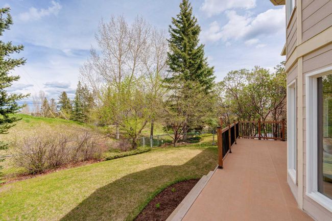 1508 Evergreen Hill Sw, Home with 5 bedrooms, 3 bathrooms and 6 parking in Calgary AB | Image 47