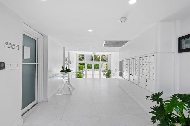 APT-112 - 2780 S Ocean Blvd, Condo with 2 bedrooms, 2 bathrooms and null parking in Palm Beach FL | Image 43