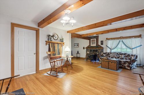 301 N Church St, Byron, MI, 48418-9128 | Card Image