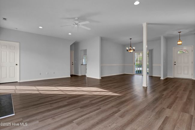 23 Captain Beam Blvd, House other with 3 bedrooms, 4 bathrooms and 2 parking in Hampstead NC | Image 9