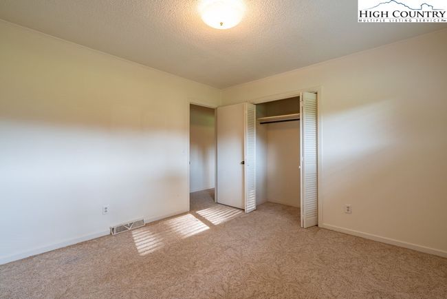 835 Ridge Rd, House other with 3 bedrooms, 3 bathrooms and null parking in Spruce Pine NC | Image 24