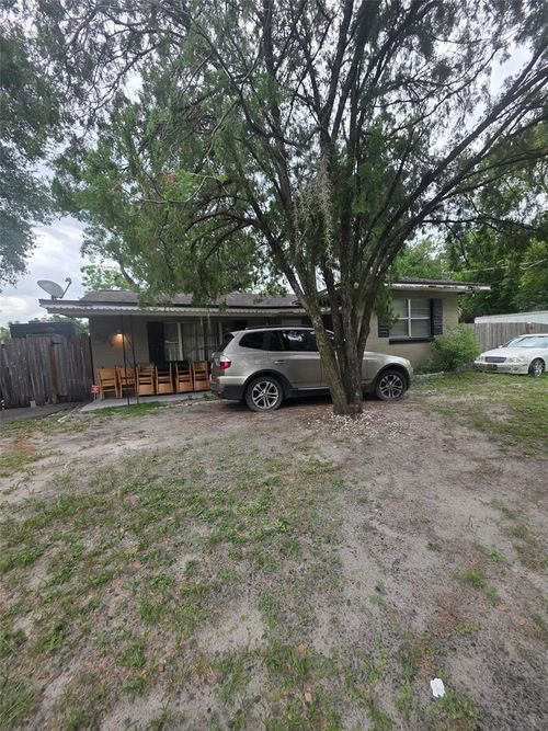 8311 N 18th St, Tampa, FL, 33604-3505 | Card Image