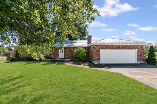 10742 Highway 52, Versailles, MO, 65084-4919 | Card Image