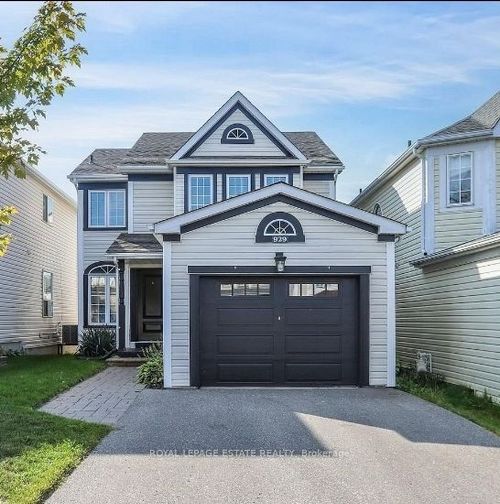 929 Glenbourne Crt, Oshawa, ON, L1K2P8 | Card Image