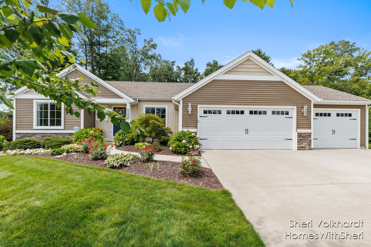 Redberry Ct, Rockford, MI 49341