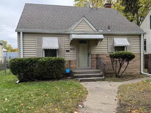 3650 Queen Ave N, Minneapolis, MN, 55412-1960 | Card Image