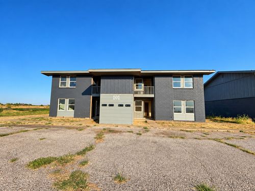 101 Pecos Place, Plainview, TX, 79072 | Card Image