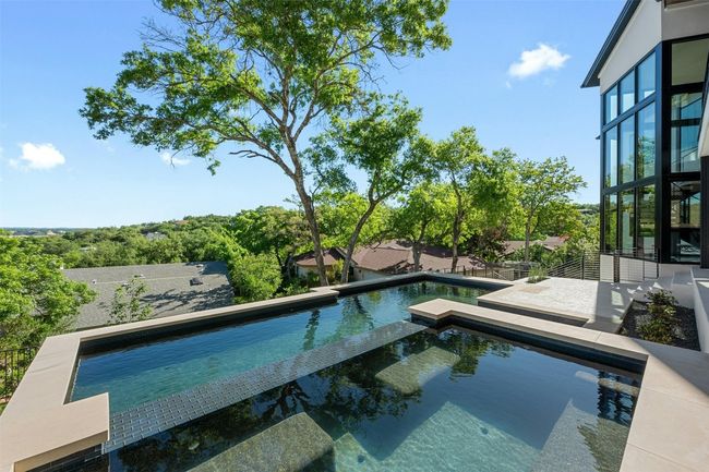 806 Sunfish St, House other with 4 bedrooms, 5 bathrooms and 4 parking in Lakeway TX | Image 33