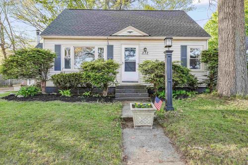 232 Seames Dr, Manchester, NH, 03103-3946 | Card Image