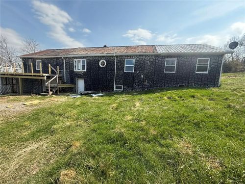 133 Emery Heights Rd, Masontown, PA, 15461-2583 | Card Image