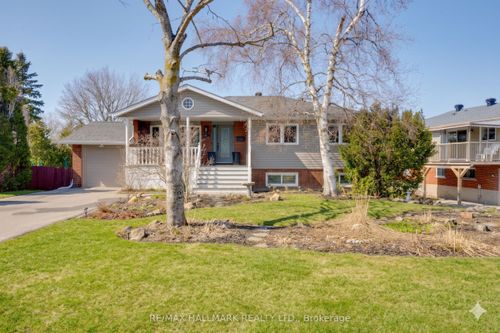 28 Jane Cres, Barrie, ON, L4N3T8 | Card Image