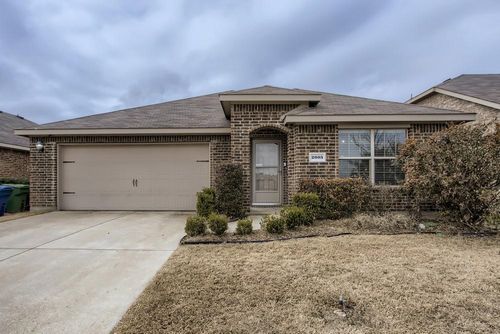 2003 Brackettville, Forney, TX, 75126-5169 | Card Image