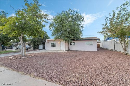 4391 Cloverdale Avenue, Las Vegas, NV, 89121 | Card Image