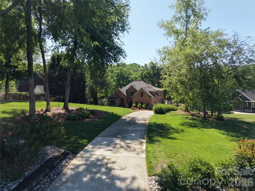 107 Nautilis Ct, Troutman, NC, 28166-7670 | Card Image