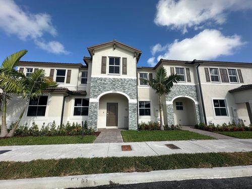 02800-2800 Se 26th Ave, Homestead, FL, 33035 | Card Image