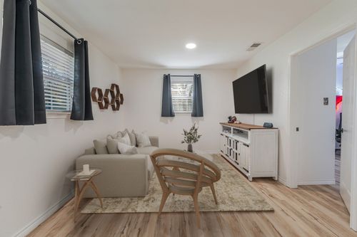 2417 Elk Trl, Granbury, TX, 76048-2719 | Card Image