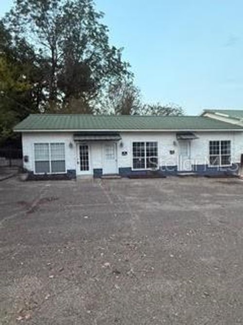 109 E Quitman St, Iuka, MS, 38852-1905 | Card Image