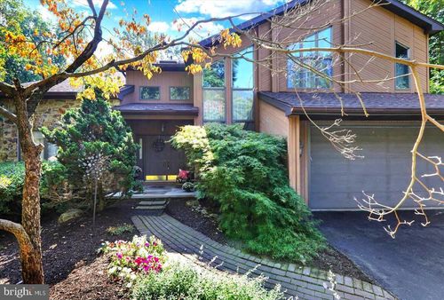 20 Highland Dr, FLEETWOOD, PA, 19522-9617 | Card Image