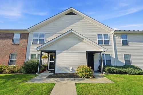 5423 Garden Rdg, Columbus, OH, 43228-7221 | Card Image