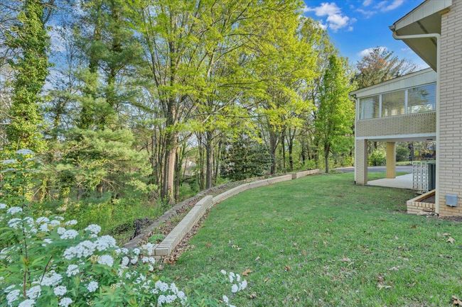 GREAT PRIVATE BACKYARD! | Image 11