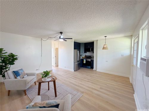 b110-94-249 Waikele Rd, Waipahu, HI, 96797-2627 | Card Image