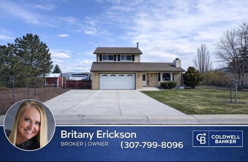 216 Toponce Dr, Evanston, WY, 82930-5614 | Card Image