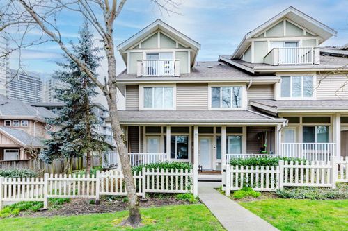 7-621 Langside Ave, Coquitlam, BC, V3J0A8 | Card Image