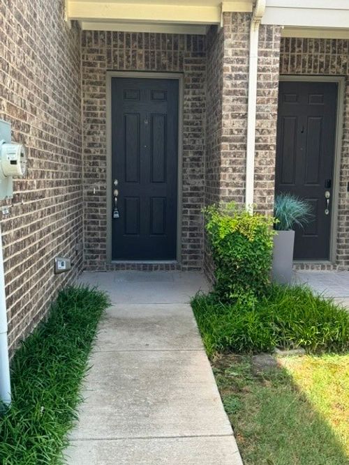 17709 Sage Ln, Dallas, TX, 75252-8032 | Card Image