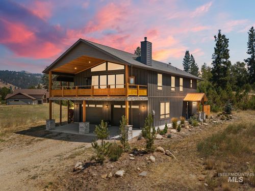 67 Wapiti Ct, Garden Valley, ID, 83622-1027 | Card Image