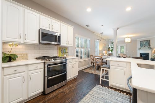 824 Pisgah Park, Brentwood, TN, 37027-4445 | Card Image