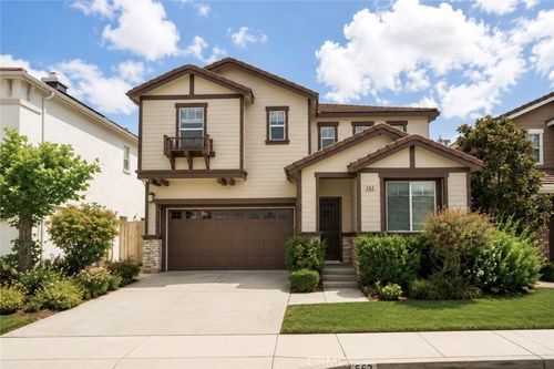 562 Condor Ave, Brea, CA, 92823-1009 | Card Image