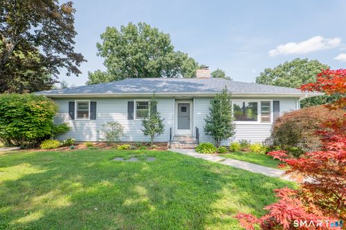 24 Karen Rd, Danbury, CT, 06811-3256 | Card Image