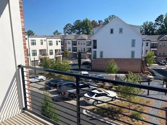 155 Devore Rd, Condo with 2 bedrooms, 1 bathrooms and 1 parking in Alpharetta GA | Image 24