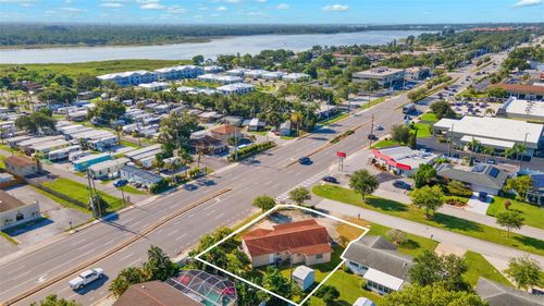 10701 Village Green Ave, Seminole, FL, 33772-2902 | Card Image