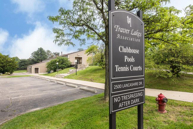 2503 Meade Ct, Condo with 2 bedrooms, 3 bathrooms and null parking in Ann Arbor MI | Image 48