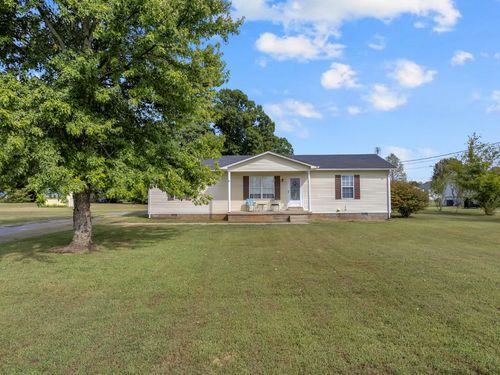 107 Cayenne Rd, Bell Buckle, TN, 37020-4864 | Card Image