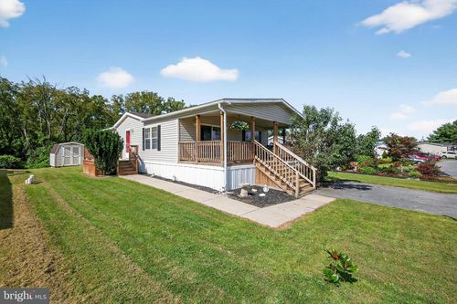 19 Roberts Way, AVONDALE, PA, 19311-9553 | Card Image