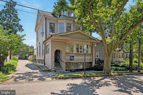 18 W Evergreen Ave, PHILADELPHIA, PA, 19118-3315 | Card Image