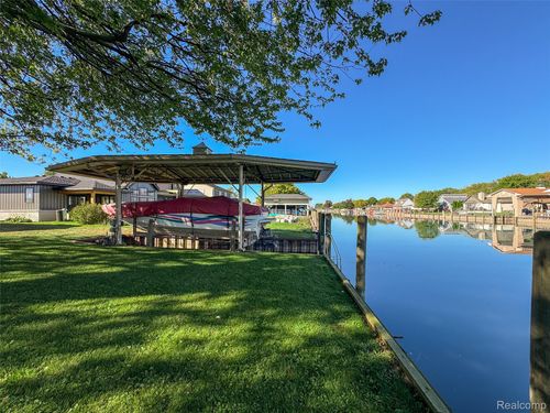 7214 Cardinal St, Clay, MI, 48001-4106 | Card Image