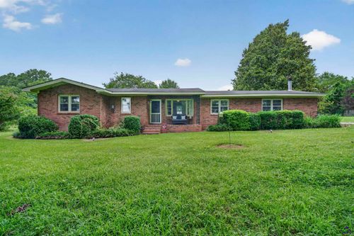 8295 Lower Thomaston Rd, Macon, GA, 31220-6738 | Card Image