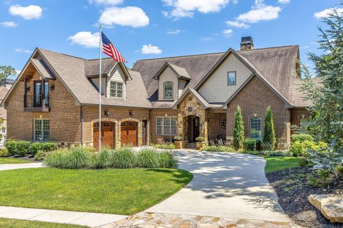 7860 Giorgio Cir, Ooltewah, TN, 37363-7202 | Card Image