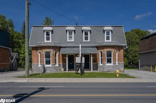 {{alt}} | Card Image