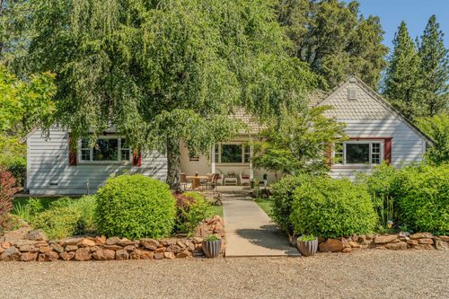 4048 Independence Rd, Mokelumne Hill, CA, 95245-9763 | Card Image