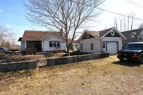 21 Richmond Street W, Kawartha Lakes, ON, K0M2B0 | Card Image