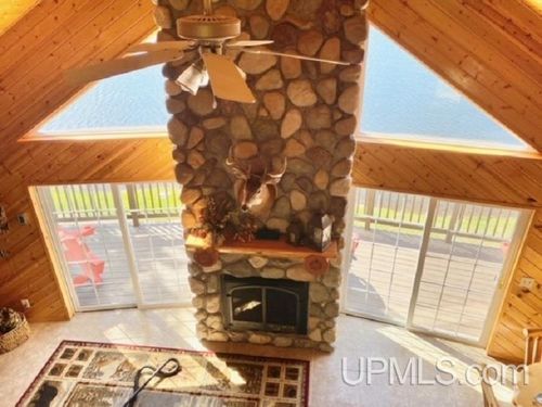 21330 Long Lake Road, Ishpeming, MI, 49849 | Card Image