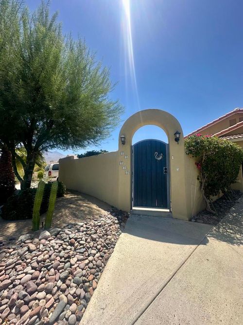 53135 Avenida Obregon, La Quinta, CA, 92253 | Card Image