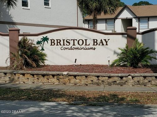 d-417 Banana Cay Dr, South Daytona, FL, 32119-2946 | Card Image