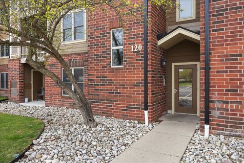 apt-212-120 Glengarry Dr, Bloomingdale, IL, 60108-2314 | Card Image