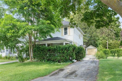 35 Basil Ave, Simcoe, ON, N3Y3M4 | Card Image